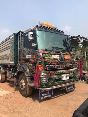 ปรับราคาขายดาวน์ 550,000 HINO วิกเตอร์ FM1P EURO 3 344 แรง ปี 60 ไมล์ แสนกว่า ๆ กระบะมิเนียม - ดั้มหินทราย อู่ เอสที