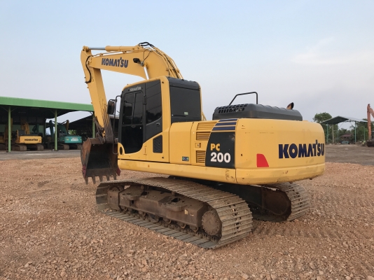 ขาย KOMATSU PC200-8MO สวยๆ พร้อมใช้งาน สีเดิมทั้งคัน 9000 ชั่วโมง ชมรถที่หน้างานได้ทุกวัน สนใจติดต่อ 081-4283210