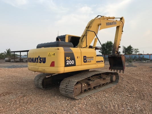 ขาย KOMATSU PC200-8MO สวยๆ พร้อมใช้งาน สีเดิมทั้งคัน 9000 ชั่วโมง ชมรถที่หน้างานได้ทุกวัน สนใจติดต่อ 081-4283210