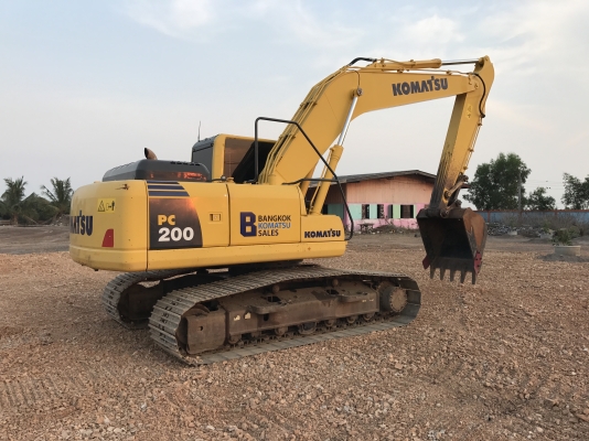 ขาย KOMATSU PC200-8MO สวยๆ พร้อมใช้งาน สีเดิมทั้งคัน 9000 ชั่วโมง ชมรถที่หน้างานได้ทุกวัน สนใจติดต่อ 081-4283210