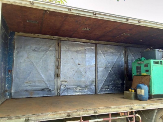 ขายตู้แห้ง10 บานไม่มีเสากลาง , ยาว 7.35 กว้าง2.45สูง2.45 ขาย40000ุบาทครับหรือแลกกับกระบะเหล็ก7.2เมตรขึ้นไปใครมีลองเสนอมาครับ