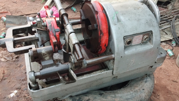 ขายเครื่องต๊าฟเกียวท่อเหล็ก ขายเครื่องต๊าฟเกียวท่อเหล็ก