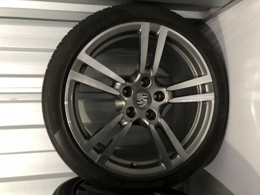 ขายล้อแม็ก porsche panamera 20 นิ้ว