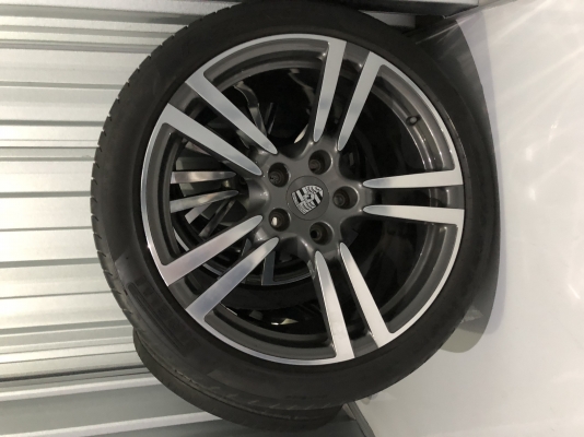 ขายล้อแม็ก porsche panamera 20 นิ้ว