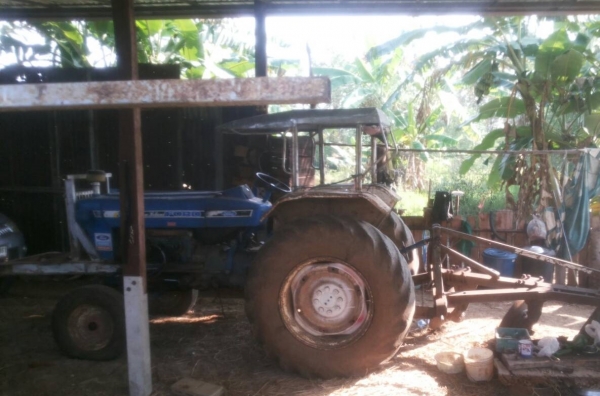 ขายรถไถ ฟอรด รุ่น 6600 พร้อมผาน 3  ปั้มดี เครื่องดี เอกสารครบ โต๋ครับ 081-6215712