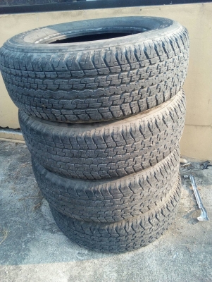 255/65R17 BRIDGESTONE DUELER H/T 840 ปี14 สวย ดอกหนา ชุด 4 เส้น โทร.081-427-3941 ID ไลน์ : 081427394 255/65R17 BRIDGESTONE DUELER H/T 840 ปี14 สวย ดอกหนา ชุด 4 เส้น โทร.081-427-3941 ID ไลน์ : 081427394