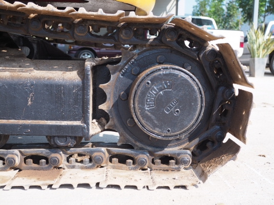 350,000 บาท. ขายรถขุด MITSUBISHI MM57SR. (ทำสีCAT)