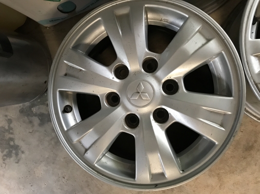 ขายแม็กคู่รถ Mitsubishi Triton VG Turbo ขอบ16