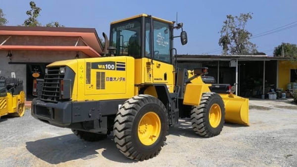 มาใหม่ KOMATSU WA100-5 สภาพสวย นำเข้าจากญี่ปุ่น โทร.090-986-2521 อ๊อบ