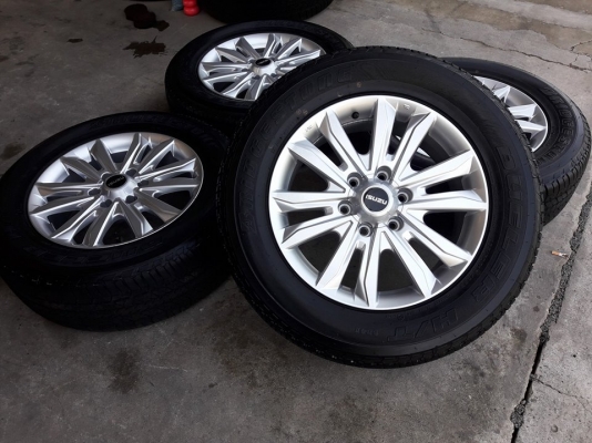 ขายล้อแม็กป้ายแดง dmax 18" พร้อมยางปี17 สนใจติดต่อร้าน ก.เจริญการยางครับ 081-3747940