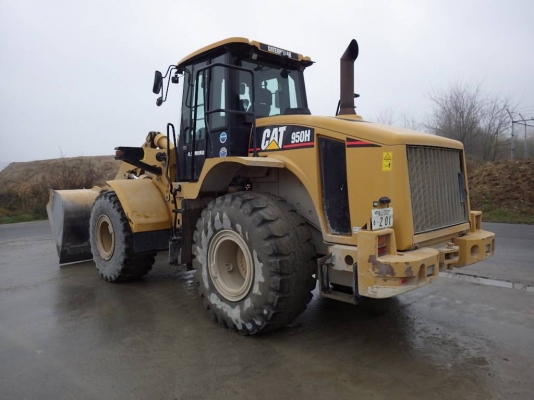 ขาย CAT 950H รุ่นใหม่ สภาพสวย ปี2012 นำเข้าจากญี่ปุ่น โทร.090-986-2521 อ๊อบ