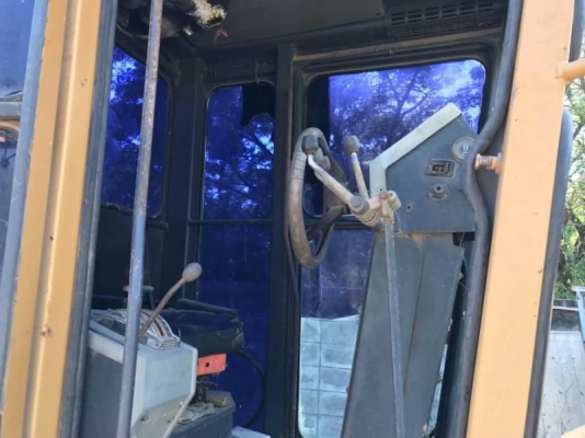 ขาย 955,000 รถเกรด GALION 850B ทำงาน 10,466 ชม (ป้ายแดง จาก อริยะ) เครื่องดี เกียร์แรง ระบบไฮโดรลิกเยี่ยม สภาพพร้อมทำงาน เอกสารเล่มทะเบียน ภาษีไม่ขาด  รถอยู่ จ ศรีสะเกษ โทร 0610710295