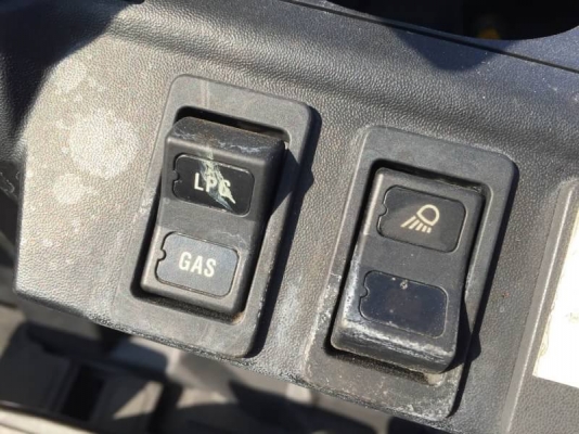 NISSAN 1ตัน เสา3เมตร นำเข้าจากญี่ปุ่น โทร.090-986-2521 อ๊อบ