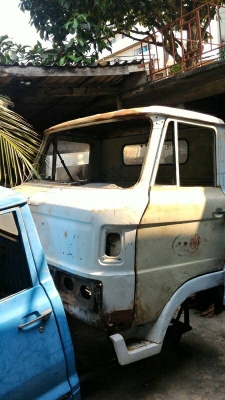 ขายหัวรถ Hino KM  มีทั้งหัวปกติและสแตนเลส