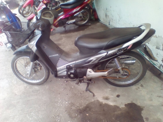 ็ขายแล้ว Honda wave100และ 125 Honda dream