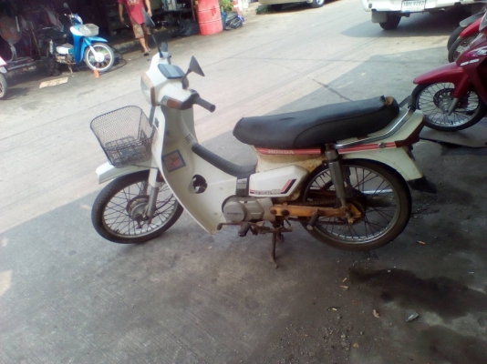 ็ขายแล้ว Honda wave100และ 125 Honda dream