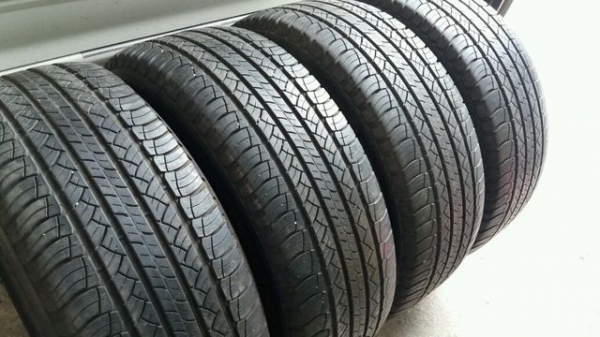 ขายยาง Michelin 265 60 18 ปี 16 ขายยาง Michelin 265 60 18 ปี 16