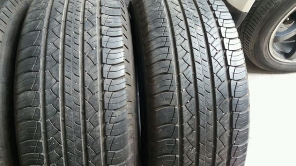 ขายยาง Michelin 265 60 18 ปี 16 ขายยาง Michelin 265 60 18 ปี 16