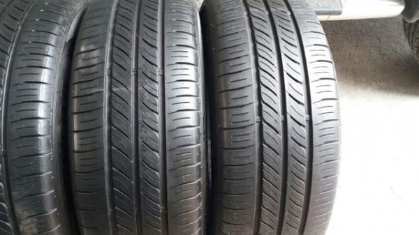 ยาง Dunlop 205 55 16 ปี 16