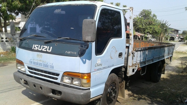 ขายรถNPR66LX5 T-7107822 ยาว4.30ม. จดทะเบียนปี43 สภาพดีไม่มีผุ ครัชชีสวย ยางเต็ม เครื่องแน่น