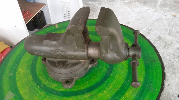 ปากกา wilton made in u.s.a. ขนาด 5 นิ้ว ปากกา wilton made in u.s.a. ขนาด 5 นิ้ว