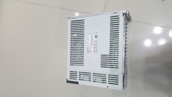 ขาย MITSUBISHI AC Servo Amplifier Mr-j2s-100a ( Mrj2s100a )สภาพใหม่มาก พร้อมใช้งาน โทร 094-7493794 ขาย MITSUBISHI AC Servo Amplifier Mr-j2s-100a ( Mrj2s100a )สภาพใหม่มาก พร้อมใช้งาน โทร 094-7493794