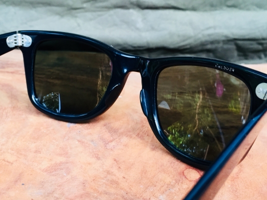 ขาย Rayban wayfarer made in USA size 50 mm ขาย Rayban wayfarer made in USA size 50 mm