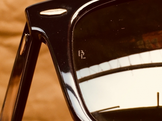 ขาย Rayban wayfarer made in USA size 50 mm ขาย Rayban wayfarer made in USA size 50 mm