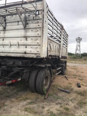 ขายหางพ่วงดั้มสามมิตร2เพลาปี55 สภาพสวย