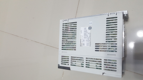 ขาย MITSUBISHI AC Servo Amplifier Mr-j2s-10a ( Mrj2s10a )สภาพใหม่มาก พร้อมใช้งาน โทร 094-7493794 ขาย MITSUBISHI AC Servo Amplifier Mr-j2s-10a ( Mrj2s10a )สภาพใหม่มาก พร้อมใช้งาน โทร 094-7493794