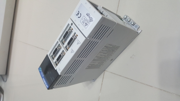 ขาย MITSUBISHI AC Servo Amplifier Mr-j2s-10a ( Mrj2s10a )สภาพใหม่มาก พร้อมใช้งาน โทร 094-7493794 ขาย MITSUBISHI AC Servo Amplifier Mr-j2s-10a ( Mrj2s10a )สภาพใหม่มาก พร้อมใช้งาน โทร 094-7493794