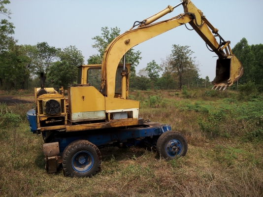 ขายแบคโฮล้อยางPC60รุ่น2 ลดราคาเหลือ220000บาท