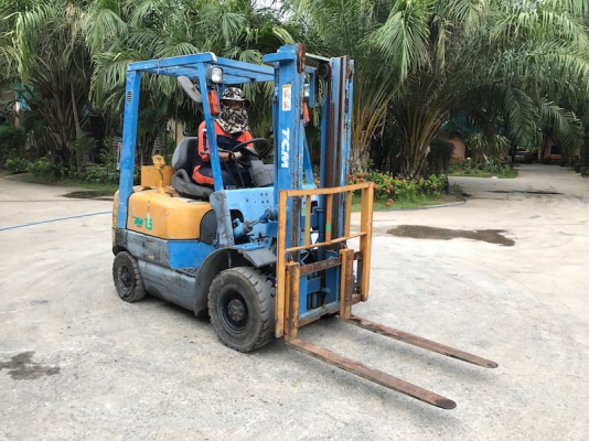 ขายFORKLIFT TCM รุ่นFD15(1.5ตัน)ดีเซล สวยเดิมจากญี่ปุ่น ยังไม่เคยใช้ในไทย 155,000เท่านั้น!!
