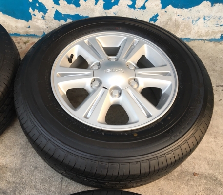 แม็กป้ายแดง ISUZU D-MAX BLUE POWER ขอบ 15 พร้อมยางป้ายแดง Yokohama 205-70-15 ปลายปี 17