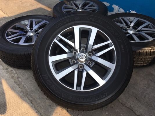 แม็ก Toyota New Fortuner ขอบ 18 พร้อมยาง 265-60-18 ปลายปี 15