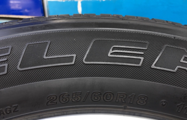 แม็ก Toyota New Fortuner ขอบ 18 พร้อมยาง 265-60-18 ปลายปี 15