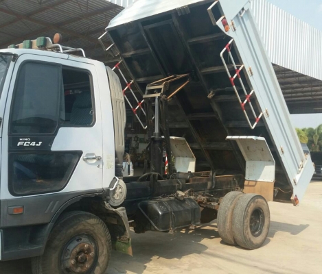 ขายแล้ว.จร้า เดินทางกลับ สุโขทัย เรียบร้อย ..หกล้อ ฮีโน่ FC4J145ปี43 ดั้ม.สามมิต5คิว รถห้าง สภาพดีสว
