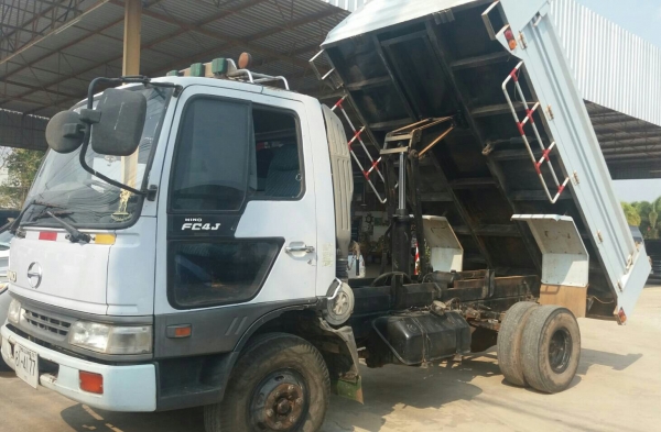 ขายแล้ว.จร้า เดินทางกลับ สุโขทัย เรียบร้อย ..หกล้อ ฮีโน่ FC4J145ปี43 ดั้ม.สามมิต5คิว รถห้าง สภาพดีสว