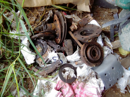 ขายซากรถตักแคท910กิโลละ35