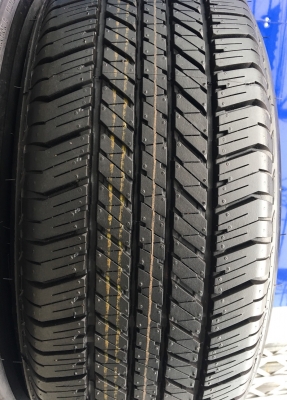 ล้อแม็กพร้อมยางป้ายแดง Toyota Fortuner BMC 265-65-17 ปลายปี 17 เส้นสีชัดๆ