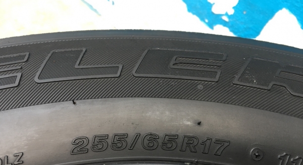 ยาง Bridgestone Dueler 255-65-17 ปี15 ดอกยางหนาปึก