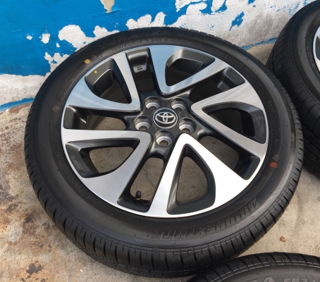 ล้อแม็กป้ายแดง Toyota Sienta รุ่นท๊อป ขอบ 16 พร้อมยางใหม่ป้ายแดง 195-50-16 ปลายปี 17 สวยกริ๊บๆ