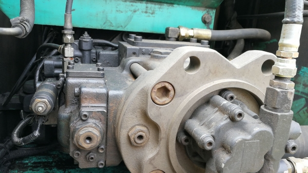 ขาย Kobelco SK200 Mark6 YN10