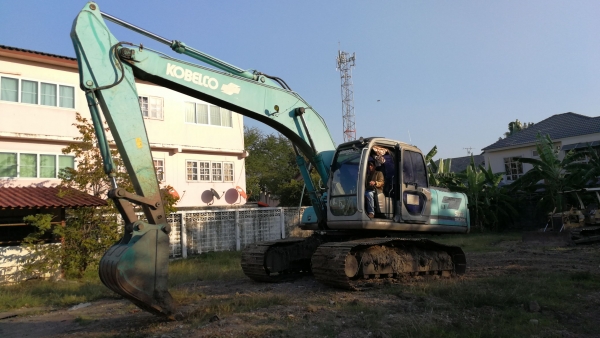 ขาย Kobelco SK200 Mark6 YN10