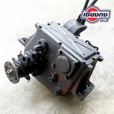 ขายเกียร์สโลว์ สำหรับใส่อีแต๋น ทน อึด สนใจติดต่อได้ มีให้เลือกหลายลูก