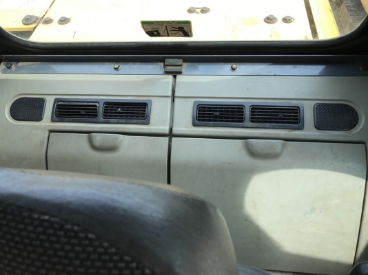 Komatsu PC210-6E ปี 2000 นำเข้าจากญี่ปุ่น ไม่เคยใช้งานในไทย รถสวยครับ