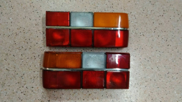 ขายไฟท้าย Volvo 740