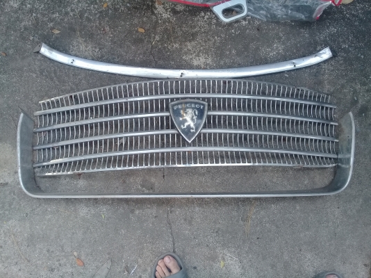 ขายล้อ กระจังหน้า เปอโย 404