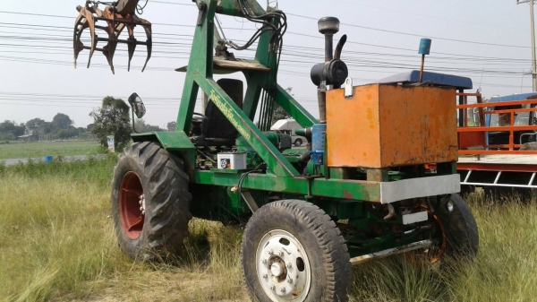 รถคีบอ้อยฟรอด77