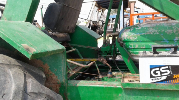 รถคีบอ้อยฟรอด77